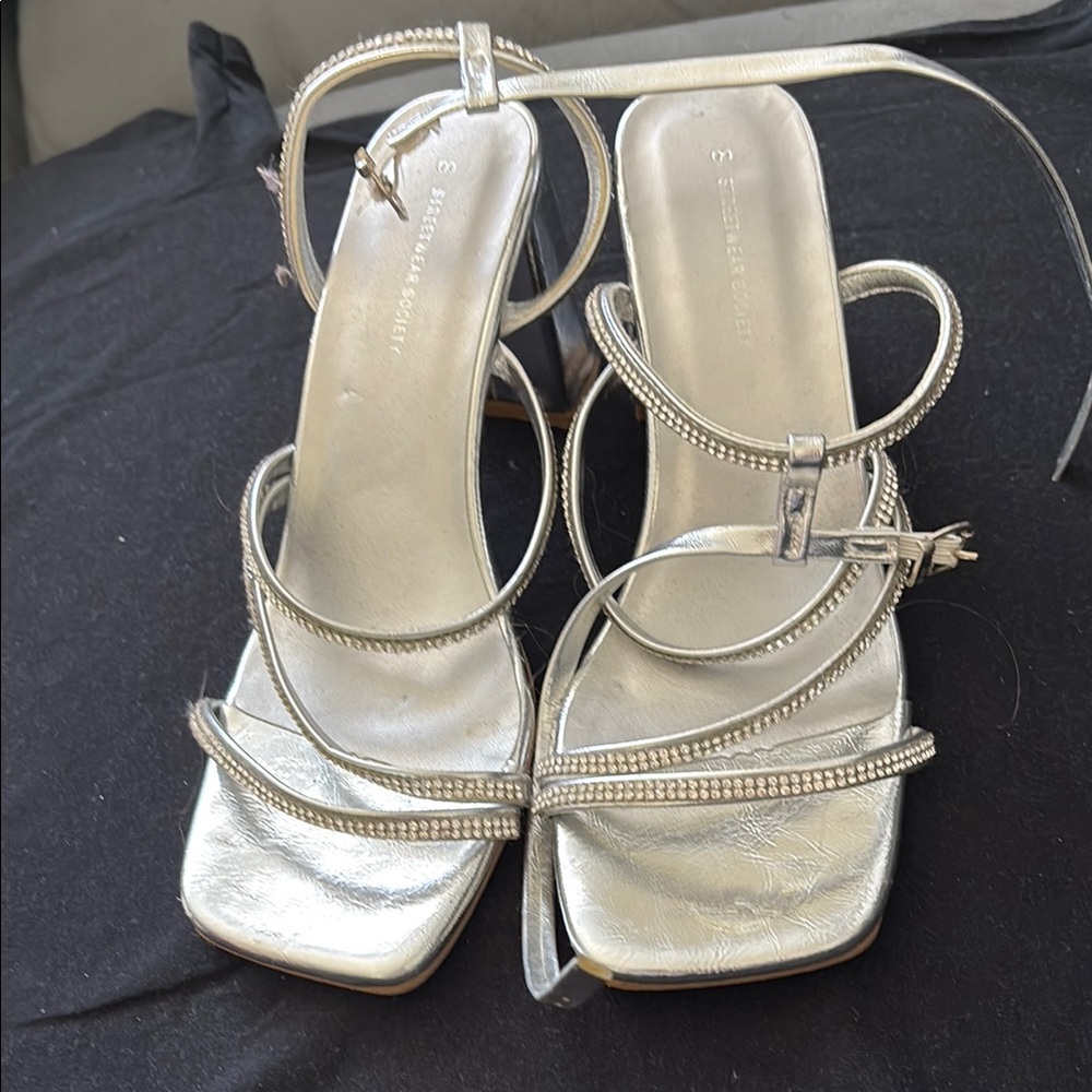 Elegant Silver Strappy Women's Sandals